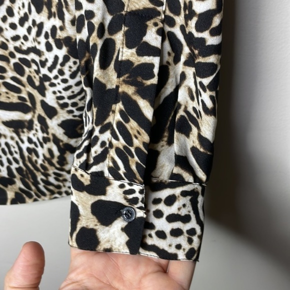 Calvin Klein Size S Leopard Animal Print Lightweight Collarless Button Down - Picture 13 of 13